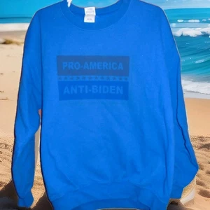 PRO AMERICA ANTI BIDEN ERWACHSENE RUNDHALSAUSSCHNITT SWEATSHIRT GRÖSSE LARGE - Bild 1 von 5