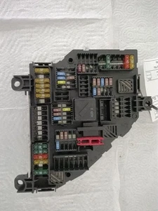 BMW X3 F10 N55 2009-2016 conexión motor fusible relé distribución potencia 016704991 - Imagen 1 de 4