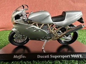 MAISTO Diecast Motorbike - Ducati Supersport 900FE - Scale 1:18 with Plinth - Picture 1 of 9