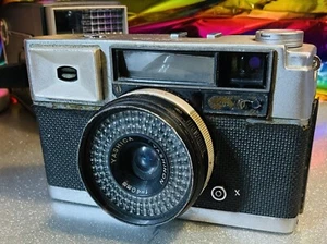 VINTAGE RARE 1960'S YASHICA FLASH O SET CAMERA FII 2120920 40mm 1.4 LENS F CSTOR - Picture 1 of 7