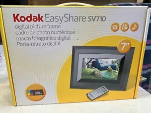 Kodak EasyShare SV710 7" Digital Picture Frame NEW - Picture 1 of 7