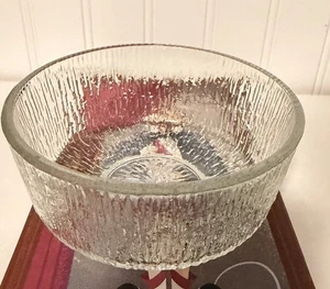 Vintage Indiana Glass Crystal Ice Clear Textured Salad Chip Serving Bowl - Picture 1 of 5