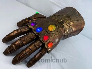 Marvel E0491 Legends Series Articulated Electronic Infinity Gauntlet Hasbro - Picture 1 of 11