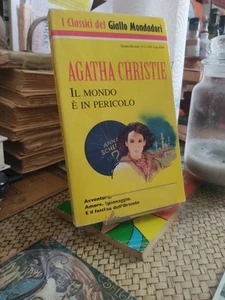 il mondo è in pericolo Agatha Christie classici del giallo Mondadori 1995 737 - Foto 1 di 5