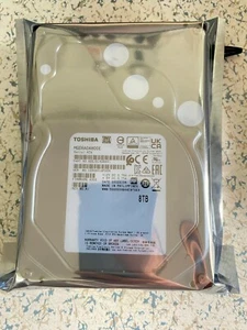 Toshiba Enterprise MG08ADA800E 8 TB SATA 6 Gb/s 3.5in.250M HDD hard disk - Picture 1 of 4