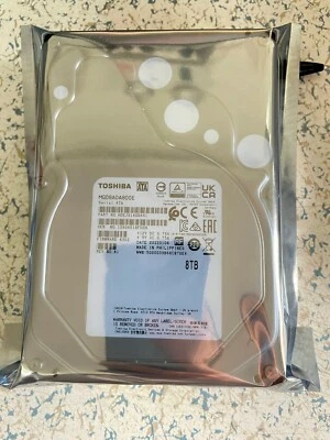 Toshiba Enterprise MG08ADA800E 8 TB SATA 6 Gb/s 3.5in.250M HDD  hard disk - Image 1 of 4