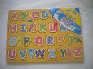 Neu SELTEN Yo Gabba Gabba Holzpuzzle Mega Puzzles Alphabet ABC Puzzle verpackt - Bild 1 von 1