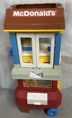 Juego de colección Fisher Price divertido con comida McDonald’s Drive Thru Foto 1 de 4