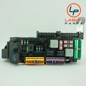W204 08-11 Mercedes C300 C350 Rear Fuse Box SAM Relay Control Module A1335 - Picture 1 of 6