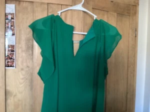 Vince Camuto Green Cold Shoulder Dress Size  6 fully lined nwot - Picture 1 of 8