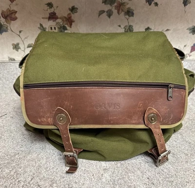 Vintage ORVIS  Duffel Bag Green Battenkill Canvas Leather Fly Fishing (FL) - Image 1 of 4