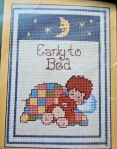 Nuevo en paquete Kit de bordado con aguja Sunset Designs #5630 ""Temprano en la cama"" 5x7 - Imagen 1 de 3