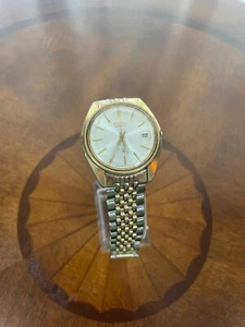 Vintage 37 mm Seiko Automatic 17 Jewel 7025-8069 Gold Tone Men's Watch w/Date - Picture 1 of 4