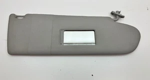 Aletta parasole originale VW T5 / T5 FL T6 con specchio - destra 7E0857552D - Foto 1 di 4