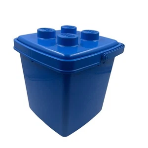 Lego Duplo Storage #2802 VUOTO secchiello blu vintage anni 90 con coperchio e manico - Foto 1 di 11