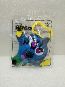 Giocattolo Happy Meal McDonald's ~ Peluche Disney Pixar ~ Alla ricerca di Nemo #2 / DORY ~ Nuovo - Foto 1 di 2