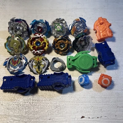 Lote Mixto Beyblades - Evolución / Ráfaga Beyblades Foto 1 de 4