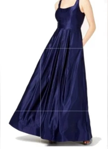 Sz 0 Navy Beaded Back Prom Homecoming Pageant Evening Gown Dress w/Pockets NWT - Picture 1 of 4