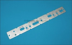 Juego de 4 PIEZAS Top Shields analizadores serie HP 8590 P/N 5002-0671 5001-8769 5001-8782 - Imagen 1 de 4