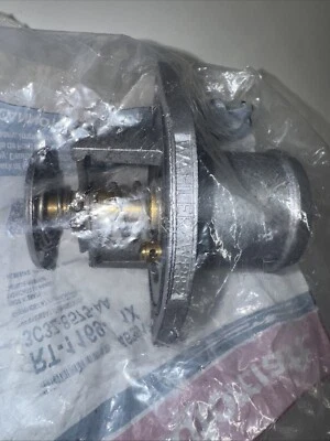 Termostato Motorcraft genuino 6,0 L - Motorcraft RT-1169 - 3C3Z-8575-AA Foto 1 de 4