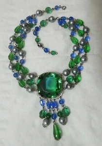 Vintage Silver Tone Victorian Style 3 Strand Faceted Green Glass Choker Necklace - Picture 1 of 10