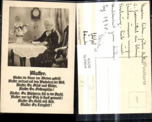 267374,Frau liest Buch a. Tisch Lesen Mutter Text Uhr Pendeluhr - Bild 1 von 1