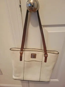 DOONEY & BOURKE TOTE BAG PEBBLE GRAIN LEATHER WHITE w/ BROWN TRIM NWT - Picture 1 of 3