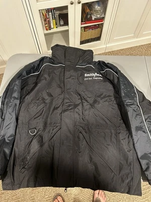 Smithfield 男式冬季外套 XL 码 — 第 1/4 张图片