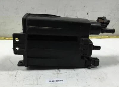 Nissan Máxima 2009 bote de vapor de combustible de fábrica Foto 1 de 4