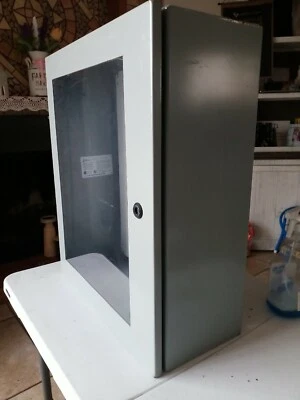 Hammond EN4SD24208WGY 壁挂式外壳 24 x 20 x 9" — 第 1/4 张图片