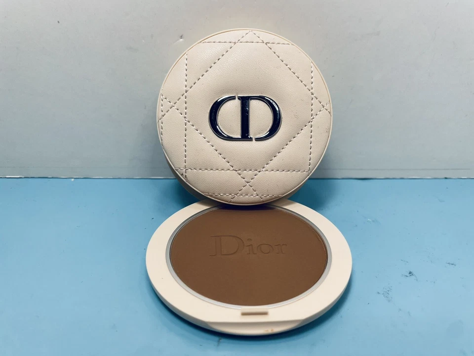 CHRISTIAN DIOR - FOREVER NATURAL BRONZE -POWDER FOR FACE - 06 AMBER BRONZE - NEW - Image 1 of 1