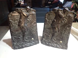 Pair of Cast Metal L.V. Aronson 1923 Copyright Golfer - Picture 1 of 10