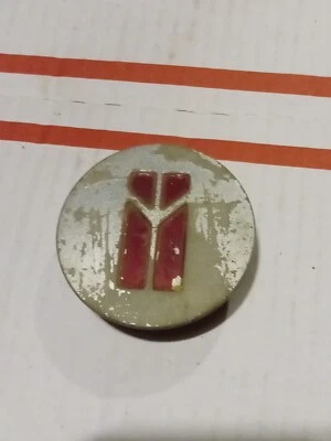 Oldsmobile Ciera Cutlass 88 98 Wheel Center Cap 10207641 10172980 10074335 - Image 1 of 2