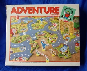 DISCOVERY TOYS ADVENTURE ROADWAY Floor Puzzle w/ Accessories Vintage 1886 - Picture 1 of 4