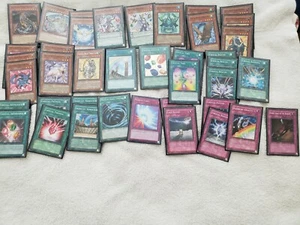 Yugioh Tournament Ready Crystal Beast Deck (40 Cards, Sleeves Included!) - Picture 1 of 6
