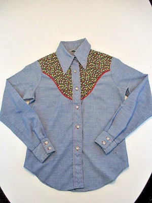 VTG 1970s Junior 7 Cowgirl Western Ranch Blue Shirt Floral Shoulders L/S Sears - Image 1 of 4