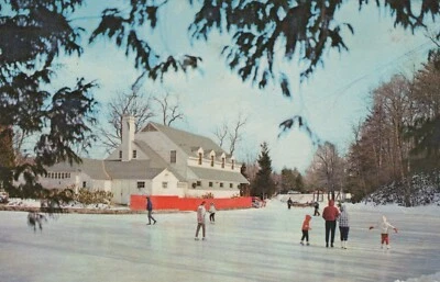 Buck Hill Falls Pennsylvania Buck Hill Inn and Golf Club Ice Skate 1972 Postcard - Image 1 of 2