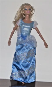 Muñeca Mattel Barbie 1998 12 pulgadas rubia ojos azules brazos y piernas articulados - Imagen 1 de 4