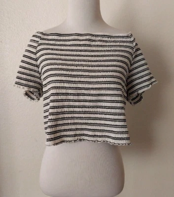 XHILARATION TOP CORTO BLANCO Y NEGRO RAYAS MANGA CORTA TELA ELÁSTICA XX-LRG Foto 1 de 4