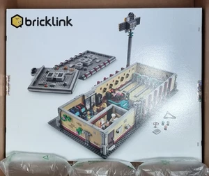 Lego 910013 Retro Bowling Alley 2795pcs SEALED - Picture 1 of 3