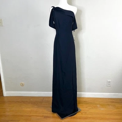 Vestido formal longo AFTER SIX 6847 azul marinho crepe um ombro tamanho 10 - Imagem 1 de 4