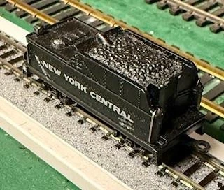 N scale Bachmann NYC Steam engine tender w/o power pick up, Rapido coupler - Image 1 of 1