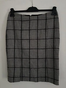 Versace Women Skirt - Picture 1 of 3