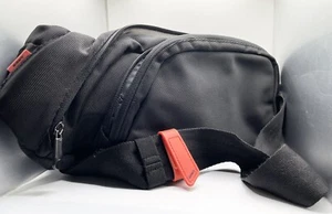 Sony LCS-EME Black Sling Camera Bag Compact DSLR Mirrorless Carry Case - Picture 1 of 9