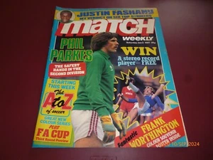 MATCH WEEKLY FOOTBALL JAN 3 1981 FRANK WORTHINGTON, OXFORD UTD, JUSTIN FASHANU - Picture 1 of 5