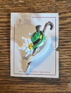 Vintage Western Germany Enamel Pin Flower Tyrolean Oktoberfest Retro German NEW - Picture 1 of 8