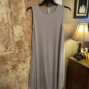 Zenna Outfitters Women’s Medium Grey Sleeveless Full Bottom Dress - Picture 1 of 4