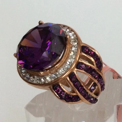 TGW 9.95 ct Purple CZ, Austrian Crystal RG ION Plated Stainless Ring SZ 6 - Image 1 of 4