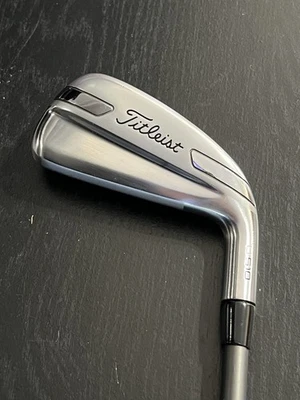*BONITO* Hierro de conducción Titleist U510 2 HZRDUS Smoke 6,0 rígido GP MCC +4 empuñaduras Foto 1 de 4