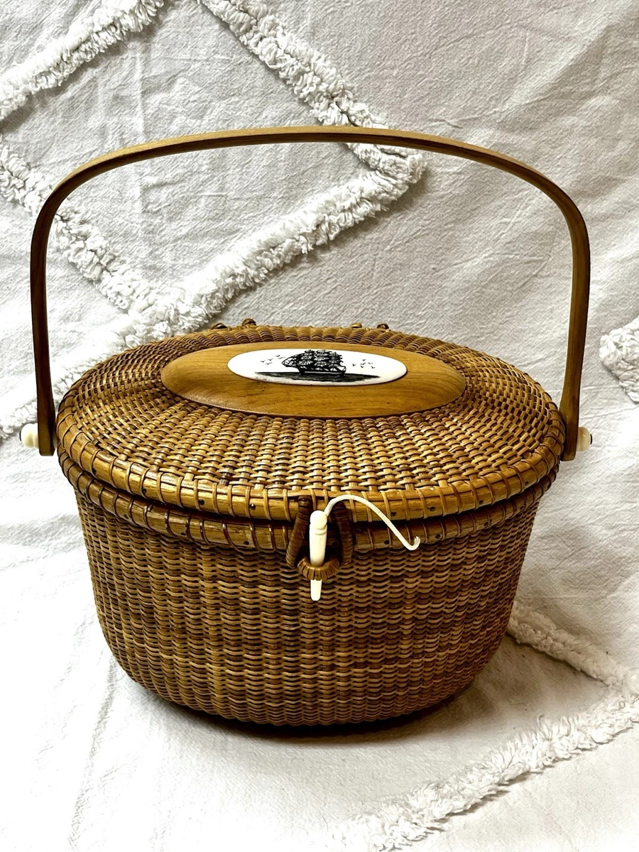 Vintage nantucket basket ナンタケットバスケット　USA nantucket basket ナンタケットバスケット 楕円変形ハンドル付き